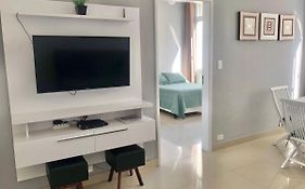 Apto Moderno na Praia das PITANGUEIRAS com WiFi 300mbps